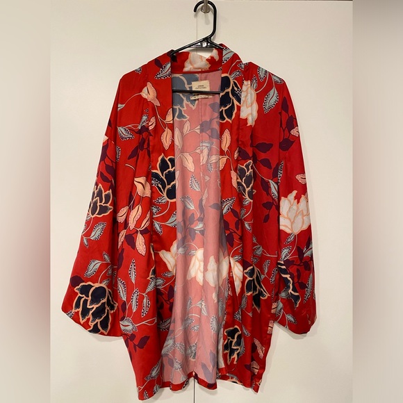 Urban Outfitters Other - URBAN OUTFITTERS Floral Kimono Top / Cardigan Size: M Red w/ Floral Print